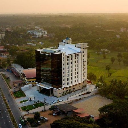 Essentia Manipal Inn Udupi Luaran gambar